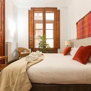 Great Spacious In The Gothic Quarter Apartment